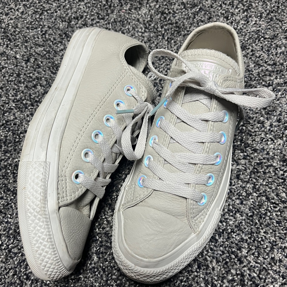 Converse All Star Sneakers women’s size 7